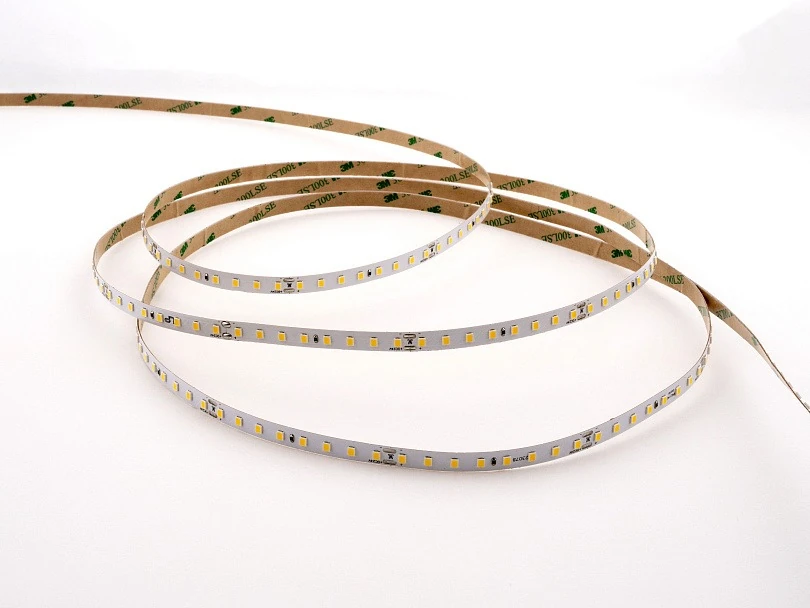 Светодиодная лента (lp) 2835 PRO 140 холодная (10W / 24V / 6000K / 1700 лм/м / 112д/м / 8 мм) рез. 70 мм CRI > 80