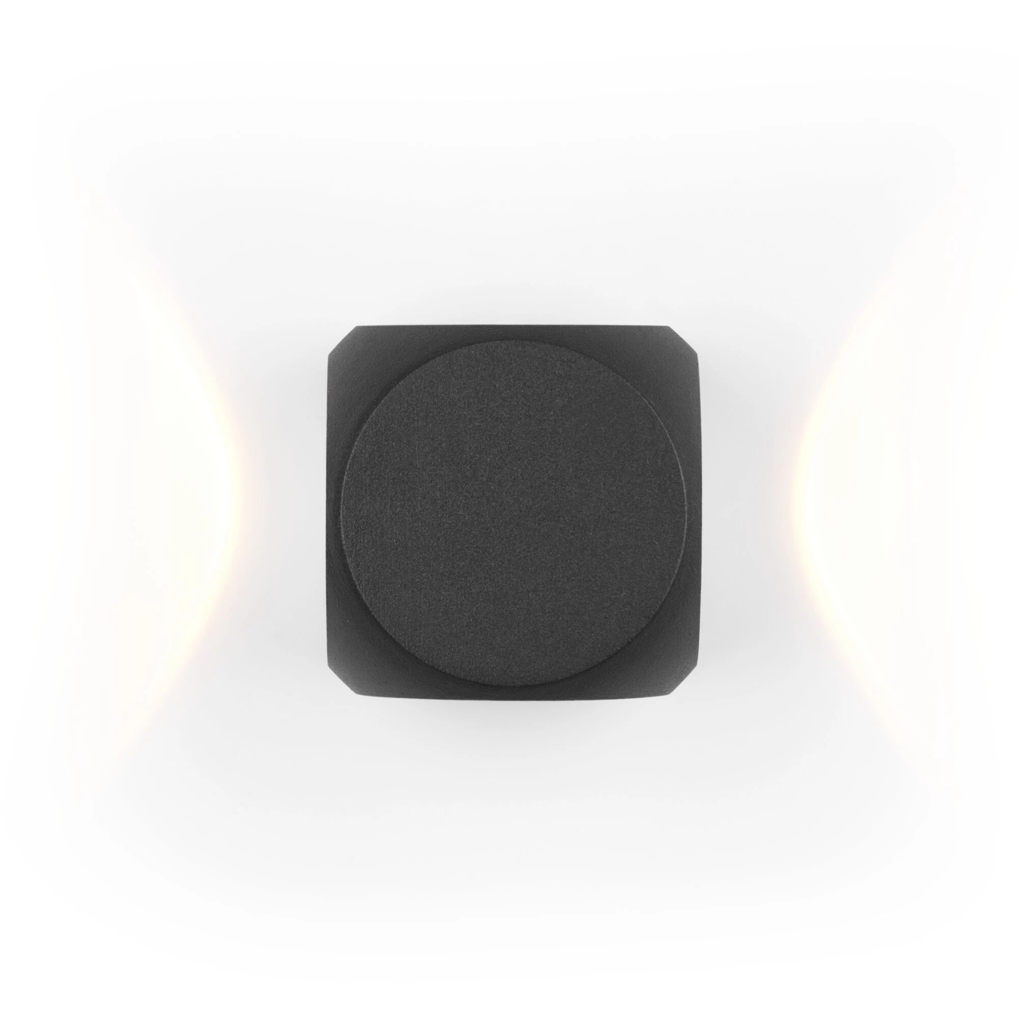 Настенный светильник (бра) OUTDOOR