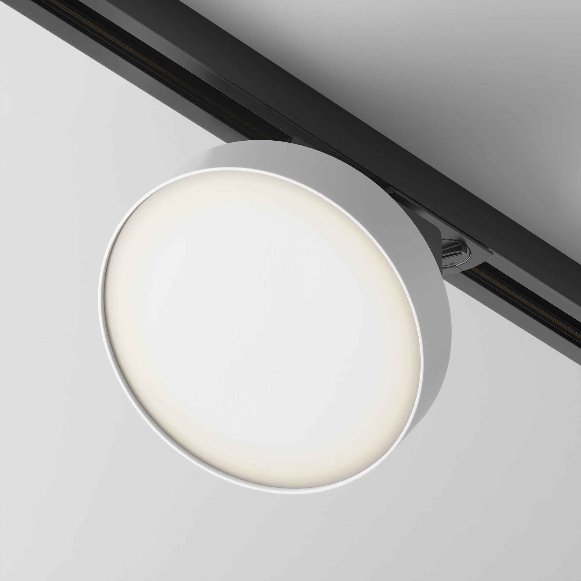 Трековый светильник TECHNICAL